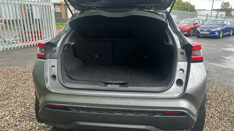 Nissan Juke 1.0 DiG-T 114 Tekna 5dr Petrol Hatchback